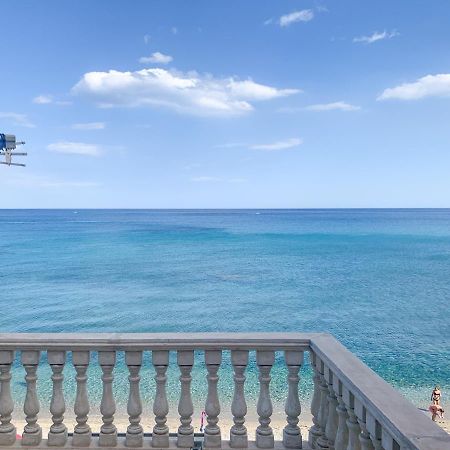 Maremare Apartments จีอาร์ดีนี นักซอส ภายนอก รูปภาพ